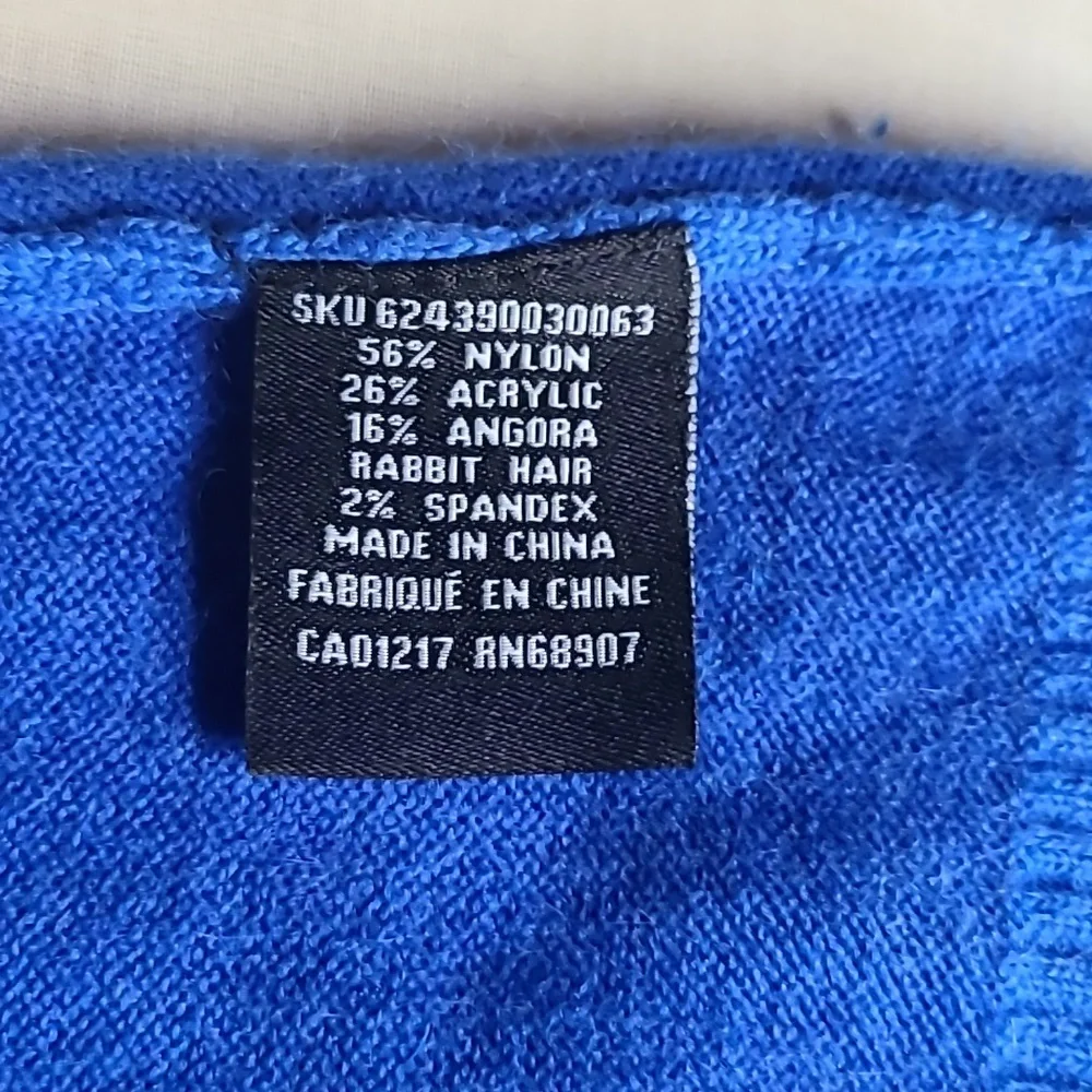 Luxurious boat neck sweater sz s - Picture 3 of 7